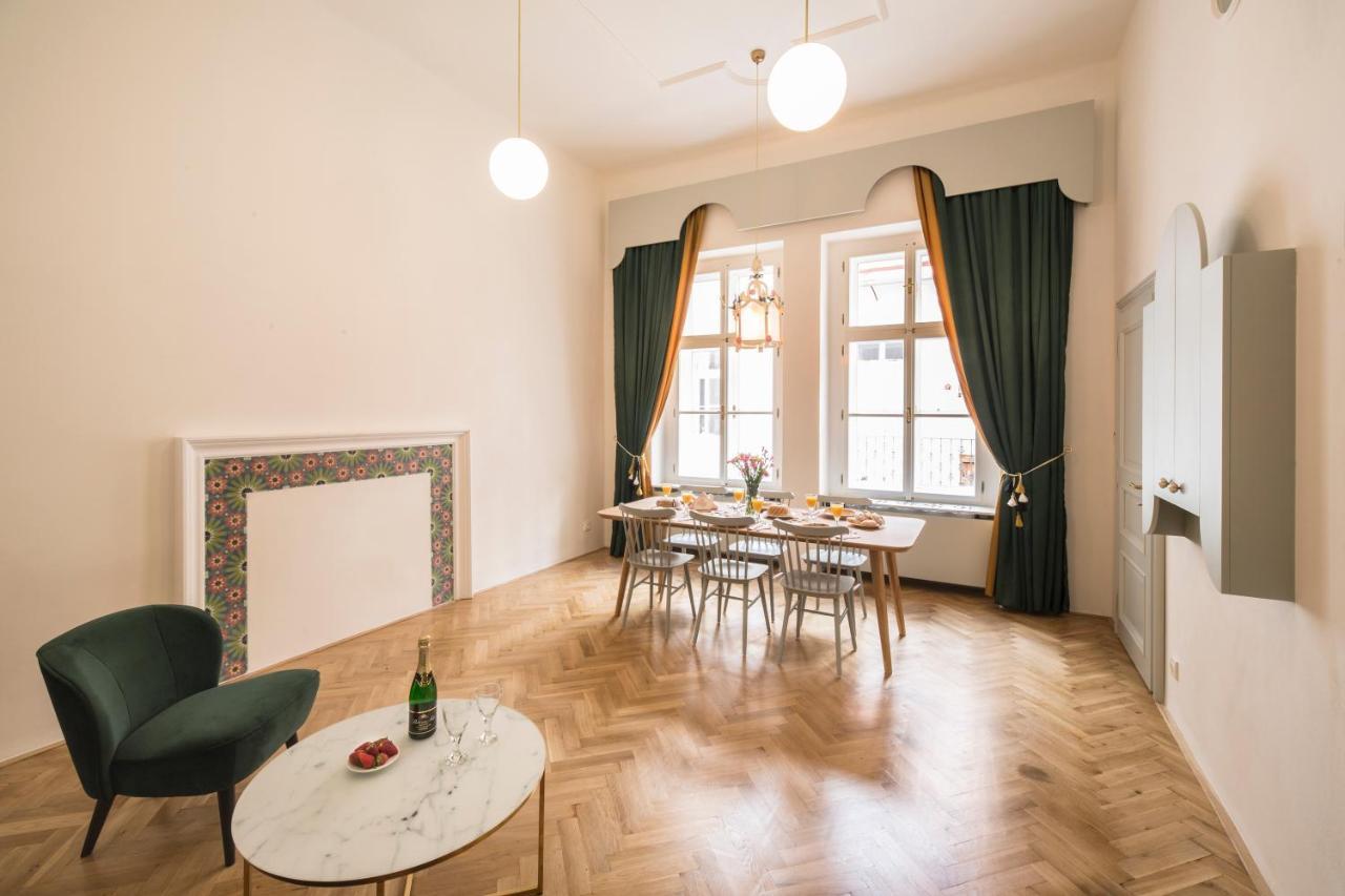 Downtown Designer Apartment Karlin Praga Esterno foto